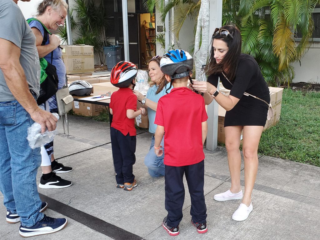 Pinellas County Transportation's Move Safe Pinellas bike helmet fitting