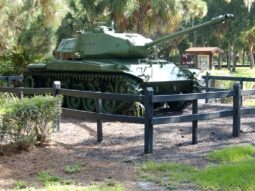 The Army tank at the War Veterans' Park is a 4-man tank of the Korean War era (also known as the "Walker Bulldog" for Gen. Walter Walker)