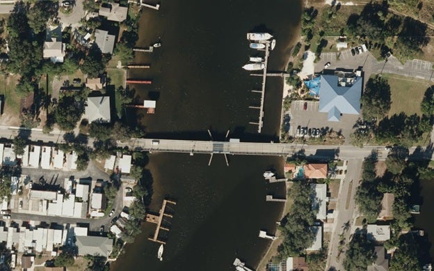 Aerial image of the Beckett Bridge in 2011 (Pinellas County Aerial Image Retrieval System)